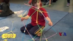 图书馆别出心裁激发儿童创造力 图书馆别出心裁激发儿童创造力