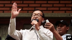 Chủ tịch Đảng Cứu Quốc Sam Rainsy