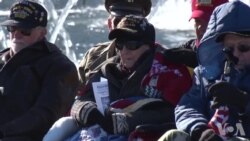 二战老兵出席珍珠港事件77周年纪念仪式 二战老兵出席珍珠港事件77周年纪念仪式