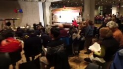 VOA Trending Topic: Pagelaran Wayang Tampil di Yale University VOA Trending Topic: Pagelaran Wayang Tampil di Yale University