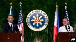 4月28日美国总统奥巴马和菲律宾总统阿基诺三世举行记者会