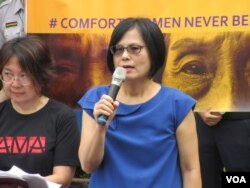 台湾妇女救援基金会董事长黄淑玲 (美国之音张永泰拍摄)