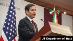 2025年9月3日,美国国务卿卢比奥在墨西哥城与墨西哥外交部长举行联合记者会。