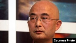 中国异议作家廖亦武在德国(2010年10月11日,Elke Wetzig/CC-BY-SA拍摄)