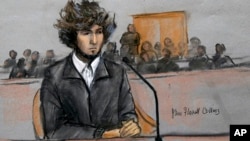 2014年12月18日联邦法院法庭素描: 波士顿马拉松爆炸案犯罪嫌疑人焦哈尔.萨纳耶夫