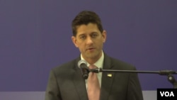 4月15日,美国前众议院议长保罗·瑞安(Paul Ryan)出席美国在台协会(AIT)举行的“台美40年友谊庆祝酒会”并讲话,他称美国对台湾的支持是跨党派的。美国之音海伦拍摄
