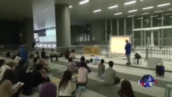 香港热心人士坚持举办街头议政论坛 香港热心人士坚持举办街头议政论坛