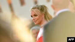 Penyanyi AS Britney Spears tiba untuk pemutaran perdana film Sony Pictures "Once Upon a Time... in Hollywood" di TCL Chinese Theatre di Hollywood, California pada 22 Juli 2019. (Foto: AFP)