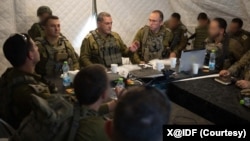 2025年9月3日,以色列国防军总参谋长埃亚尔·扎米尔中将视察加沙城。