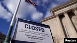 美国华盛顿,由于联邦政府部分关闭,国家档案馆关闭。(2018年12月22日)