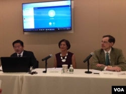 全球台湾研究所专家讨论专制政体对民主影响 (美国之音钟辰芳拍摄)