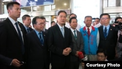 中国国台办主任张志军23日抵达金门参加夏张会(夏张会媒体群组提供)