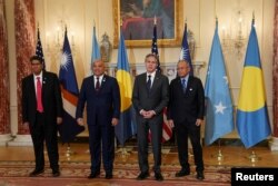 2022年9月29日,美国国务卿布林肯在国务院会见了帕劳总统小惠普斯、密克罗尼西亚总统帕努埃洛和马绍尔群岛总统卡布亚 (路透社)