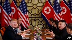 美国总统特朗普和朝鲜领导人金正恩在2019年2月28日在河内举行会谈。