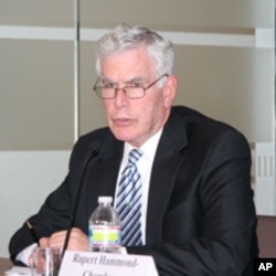 美国国家战争学院教授伯纳德•柯尔