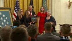 川普为在阿富汗牺牲的约翰·查普曼军士追授勋章 川普为在阿富汗牺牲的约翰·查普曼军士追授勋章