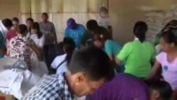 Người Việt ở Philippines cầu nguyện cho đồng hương chịu siêu bão Người Việt ở Philippines cầu nguyện cho đồng hương chịu siêu bão