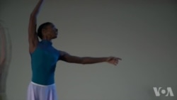 与黑人和亚洲芭蕾舞女演员肤色相配的足尖鞋 与黑人和亚洲芭蕾舞女演员肤色相配的足尖鞋