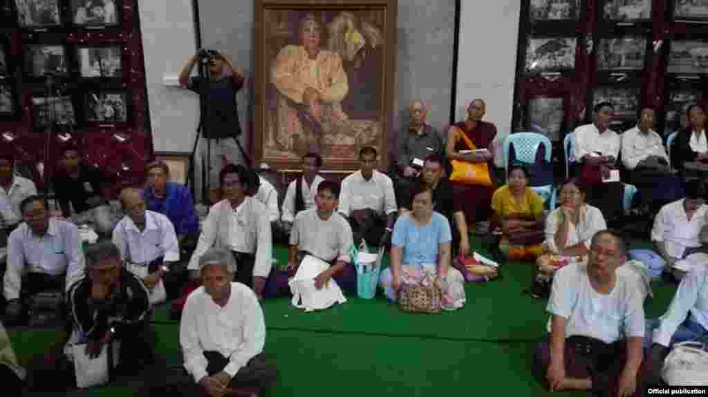 သခင်ကိုယ်တော်မှိုင်း ကွယ်လွန်ခြင်း(၅၂)နှစ်မြောက်နဲ့ သခင်ကိုယ်တော်မှိုင်း ဂူဗိမာန်နှစ်(၅၀)ပြည့် အထိမ်းအမှတ် အခမ်းအနား  တက်ရောက်လာသူ ဒီမိုကရေစီအင်အားစုများ