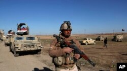 部署在摩苏尔东部的伊拉克政府军士兵。(2017年1月24日)