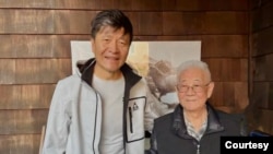 2024年中国人权执行主任周锋锁去探望病中的程凯。(周锋锁提供)