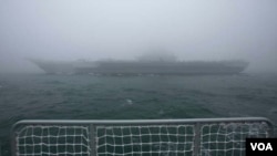 2019年4月23日,中国海军的“辽宁号”航母在青岛海域参加纪念海军成立70周年的海上阅兵仪式。