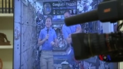 她成为逗留太空最久的美国宇航员 总统向她祝贺 她成为逗留太空最久的美国宇航员 总统向她祝贺