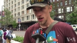 共和党党代会 俄亥俄一男子持AK47上街 共和党党代会 俄亥俄一男子持AK47上街