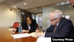 蔡英文与诺贝尔奖得主赫克曼会面(台湾民进党提供)