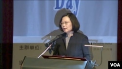 Lashkargoh shahri jangovar holatda. Hilmand, Afg'oniston.