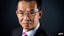 中国驻法国大使卢沙野