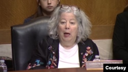 USCC联合主席白嘉玲(Carolyn Bartholomew)2023年1月26日在听证会上发言(USCC视频截图)