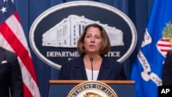 司法部副部长丽莎·摩纳哥(Lisa Monaco)2023年1月18日在华盛顿司法部举行的新闻发布会上宣布对加密货币交易所Bitzlato采取国际执法行动,并逮捕该公司创始人——居住在中国的俄罗斯国民阿纳托利·列科德莫夫(Anatoly Legkodymov)。(美联社照片)