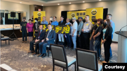 资料照:“香港议会”筹委会成员在加拿大多伦多召开记者会。(2022年7月27日)