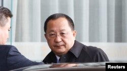 یادبود جان‌باختگان پرواز پی‌اس ۷۵۲ در دانشگاه آلبرتا