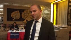 白宫:峰会应讨论南中国海仲裁但美无此期待 白宫:峰会应讨论南中国海仲裁但美无此期待