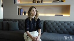 美国万花筒:新一代留学潮;以丑闻为卖点的酒店;苦难造就艺术 美国万花筒:新一代留学潮;以丑闻为卖点的酒店;苦难造就艺术