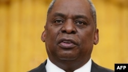 资料照:美国国防部长劳埃德·奥斯汀于2021年3月8日在白宫讲话。