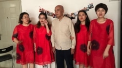 709维权人士屠夫关押三年后首见亲人 709维权人士屠夫关押三年后首见亲人