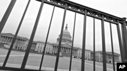 在预算开支削减计划自动生效之际,美国国会陷于僵局