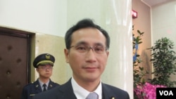 民进党立委郑运鹏（美国之音张永泰拍摄）