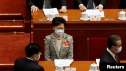 香港特首林郑月娥出席北京人大会堂举行的全国人大年度会议。(2021年3月5日)