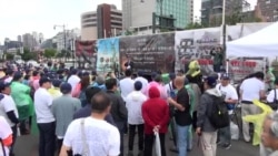 纽约举行纪念六四28周年烛光晚会 方冰 章真 纽约 纽约举行纪念六四28周年烛光晚会 方冰 章真 纽约