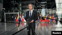 美国国务卿布林肯在布鲁塞尔的北约总部对媒体讲话。(2024年11月13日)