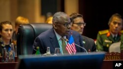 Bộ trưởng Quốc phòng Mỹ Lloyd Austin tại cuộc gặp với các đối tác ASEAN