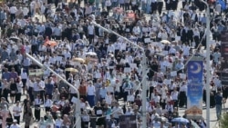 ရိုဟင်ဂျာအရေး အမြန်ဖြေရှင်းဖို့ မြန်မာအစိုးရအပေါ် တောင်းဆိုမှုတိုး ရိုဟင်ဂျာအရေး အမြန်ဖြေရှင်းဖို့ မြန်မာအစိုးရအပေါ် တောင်းဆိုမှုတိုး