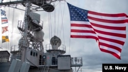 美国海军一艘导弹驱逐舰2019年7月11日在太平洋上演习(美国海军照片)