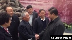 中共总书记习近平11月25日到临沂视察。(微博图片)