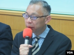 师范大学政治研究所教授范世平(美国之音张永泰拍摄)