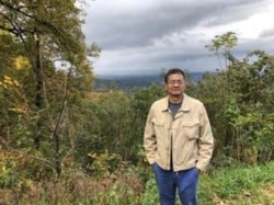 位于美国维吉尼亚州的时事评论员郭宝胜(照片提供:郭宝胜)